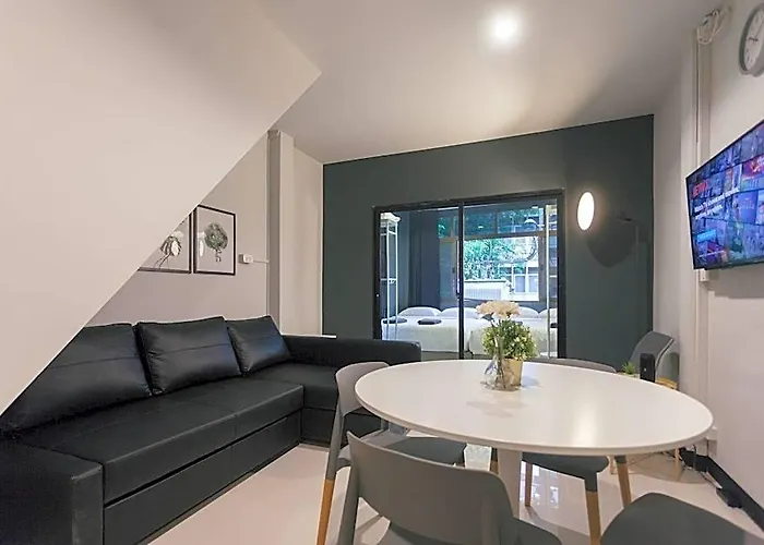 S2 Silom Large 4-6 Guests Full Kitchen Wifi ホテル バンコク都